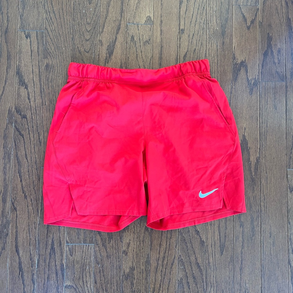 Men’s Nike Red Athletic Shorts 7 Inch Medium M
